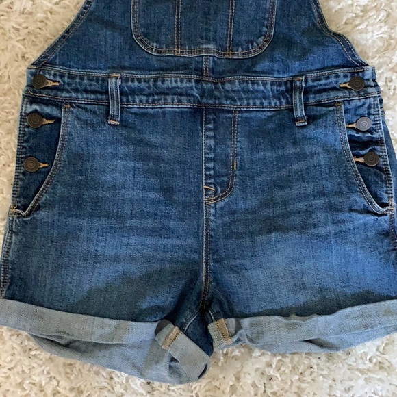 HP🛍 Old Navy Denim Overalls - Picture 4 of 9